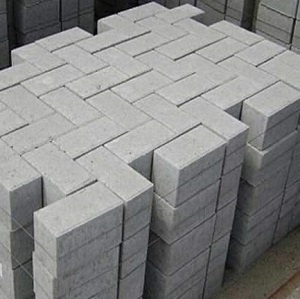 Полнотелый бетонный кирпич